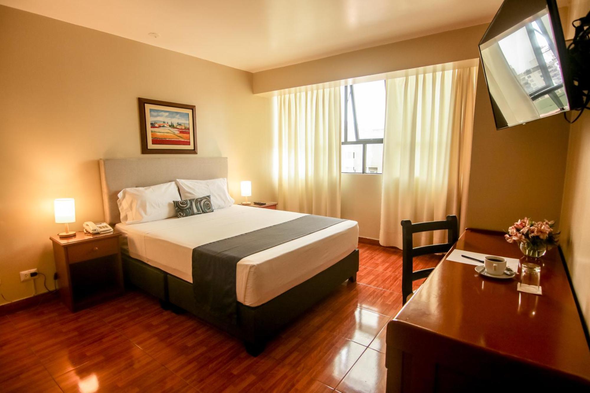 Epiqus Hotel Лима Экстерьер фото