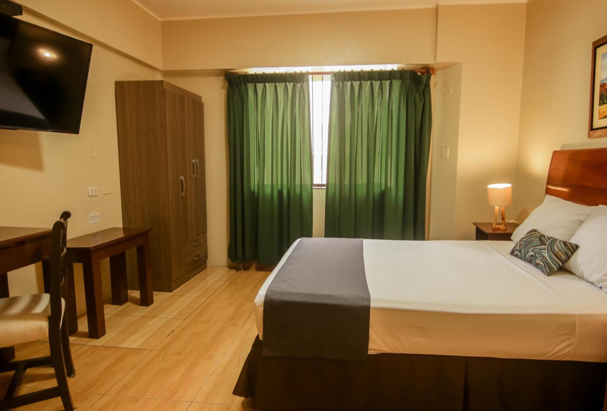 Epiqus Hotel Лима Экстерьер фото