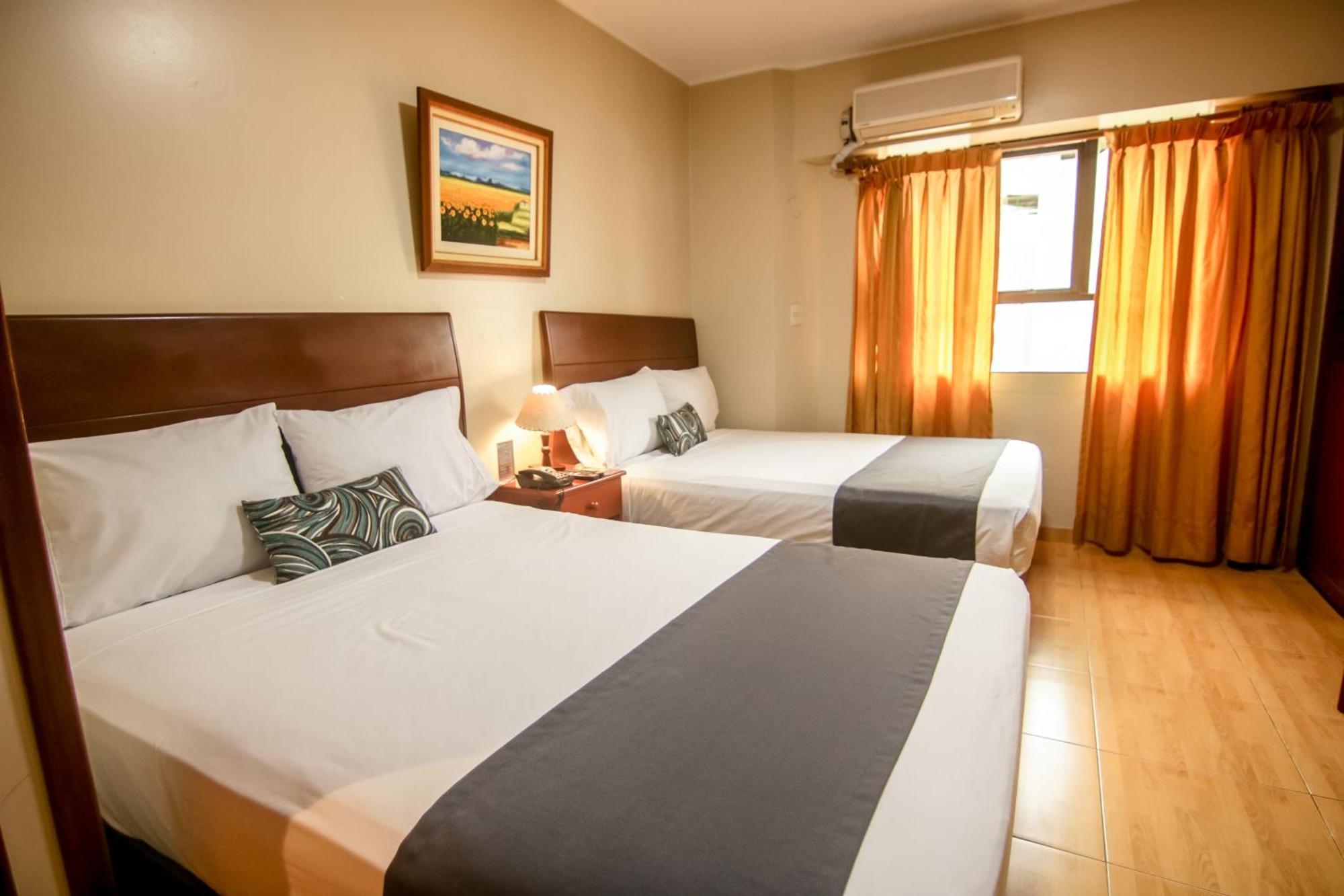 Epiqus Hotel Лима Экстерьер фото