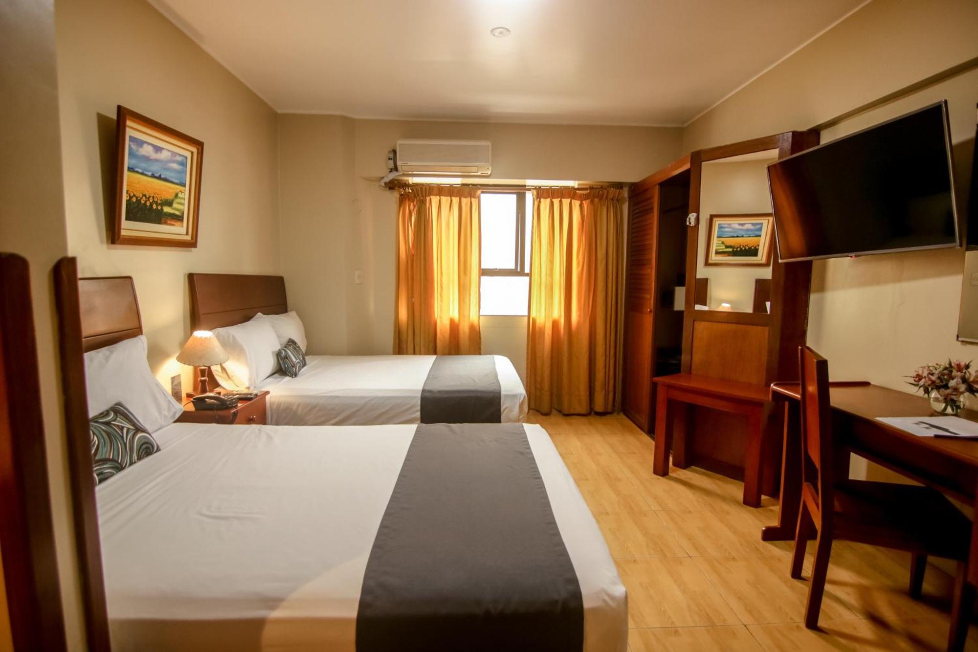 Epiqus Hotel Лима Экстерьер фото