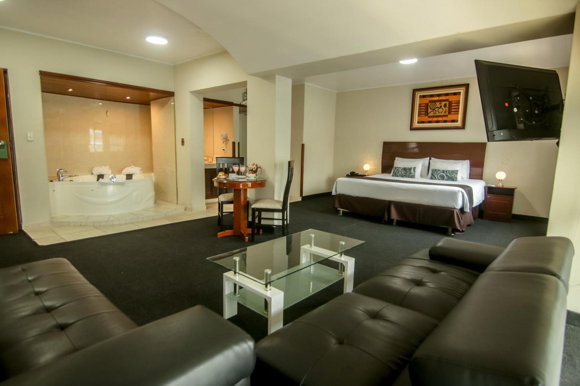 Epiqus Hotel Лима Экстерьер фото